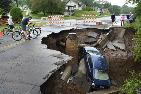 Bikes are Superior for Skirting a Sinkhole
