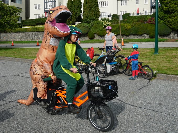 Costume Biking